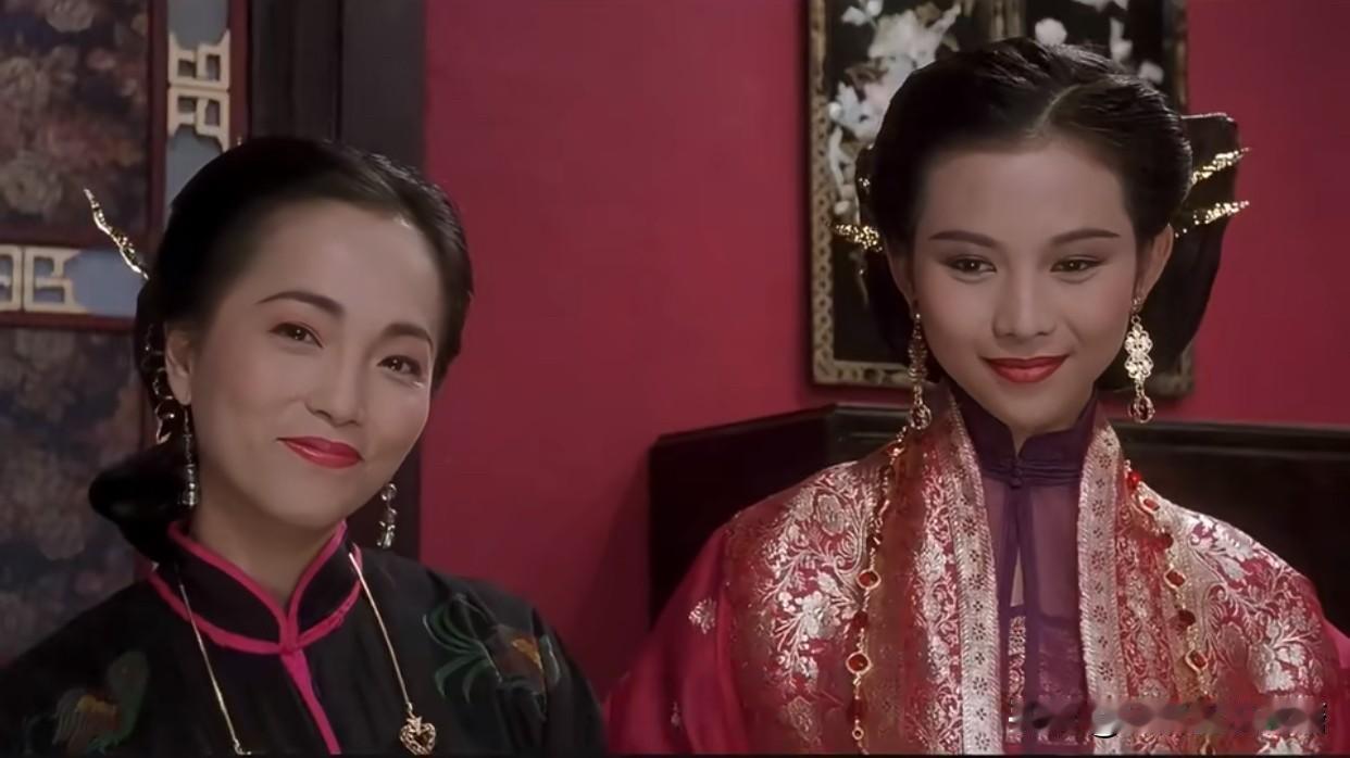 看了好几遍《九品芝麻官》，才发现内地的演员差距在哪里

真的到现在，内地都没出现