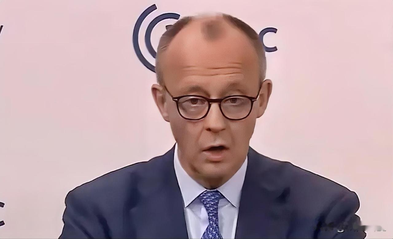 德国总理默茨慕尼黑安全会议 讲话:“一个显著的例子是，俄罗斯的GDP目前约为两万