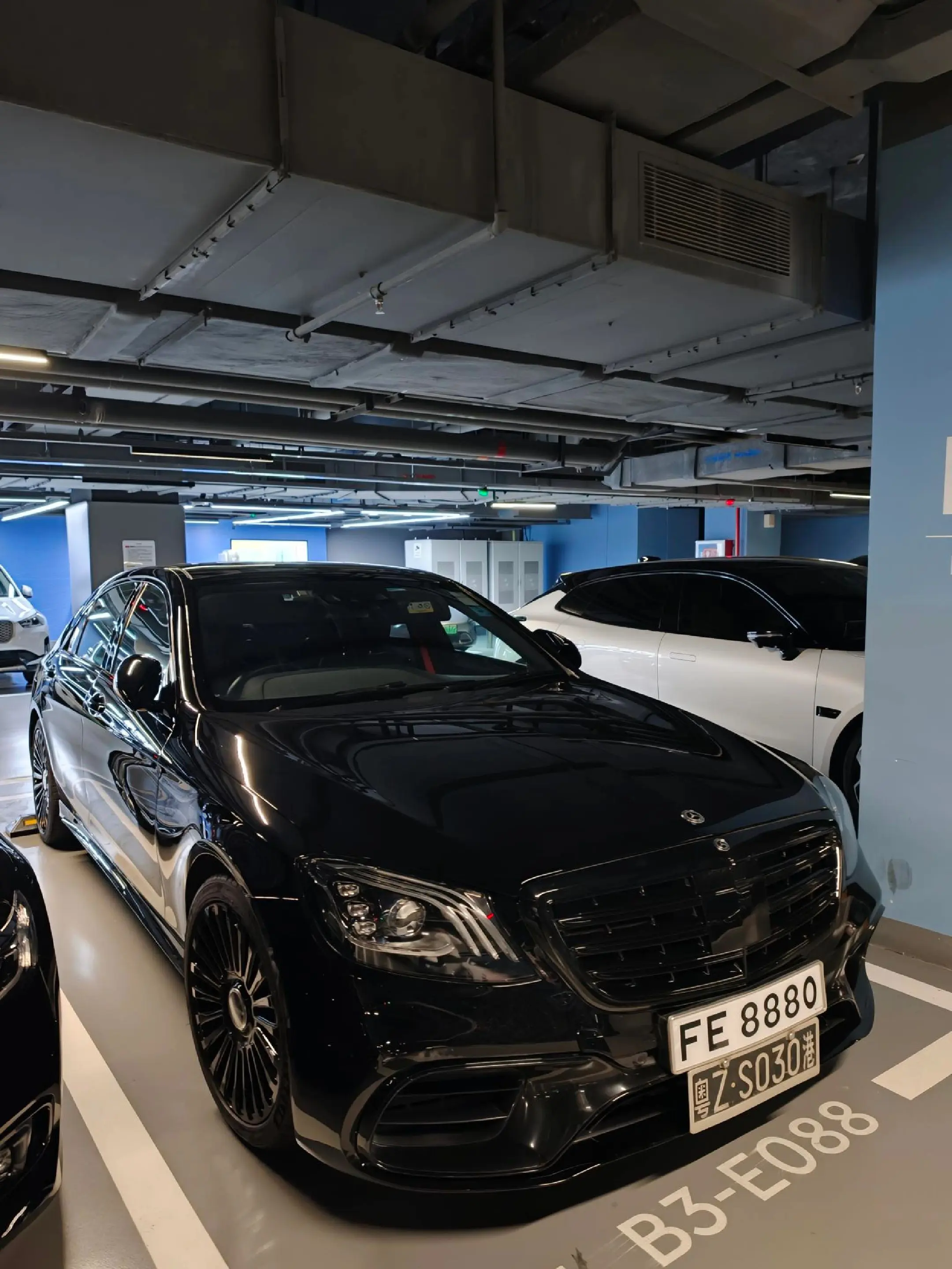 “西装暴徒----奔驰AMGS65迈莎锐”