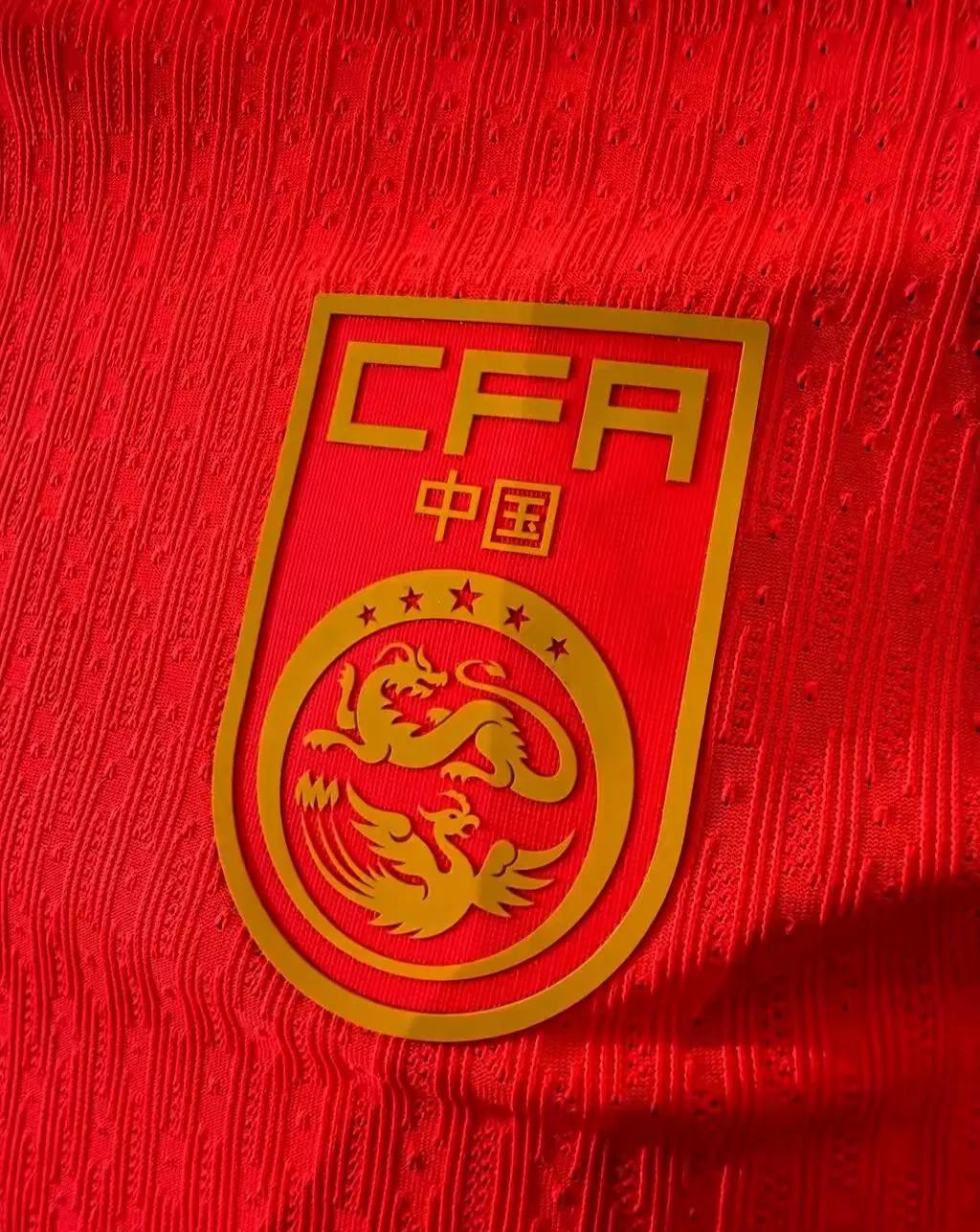 中国足球这次是真的要变天了，有希望了！

教育部把足球写进《义务教育体育与健康课