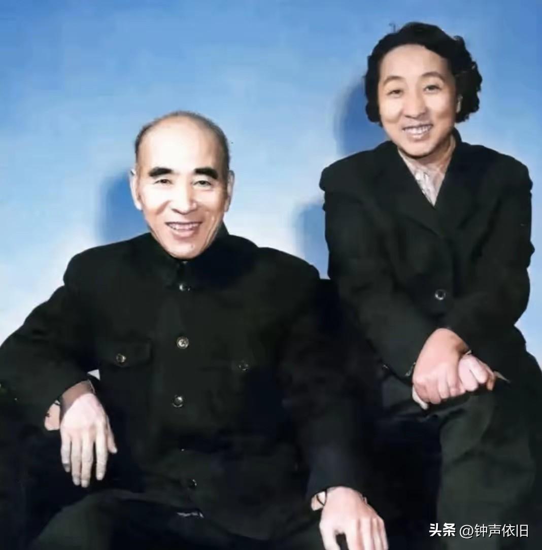 六十岁以上的中国人都应该认识他俩！