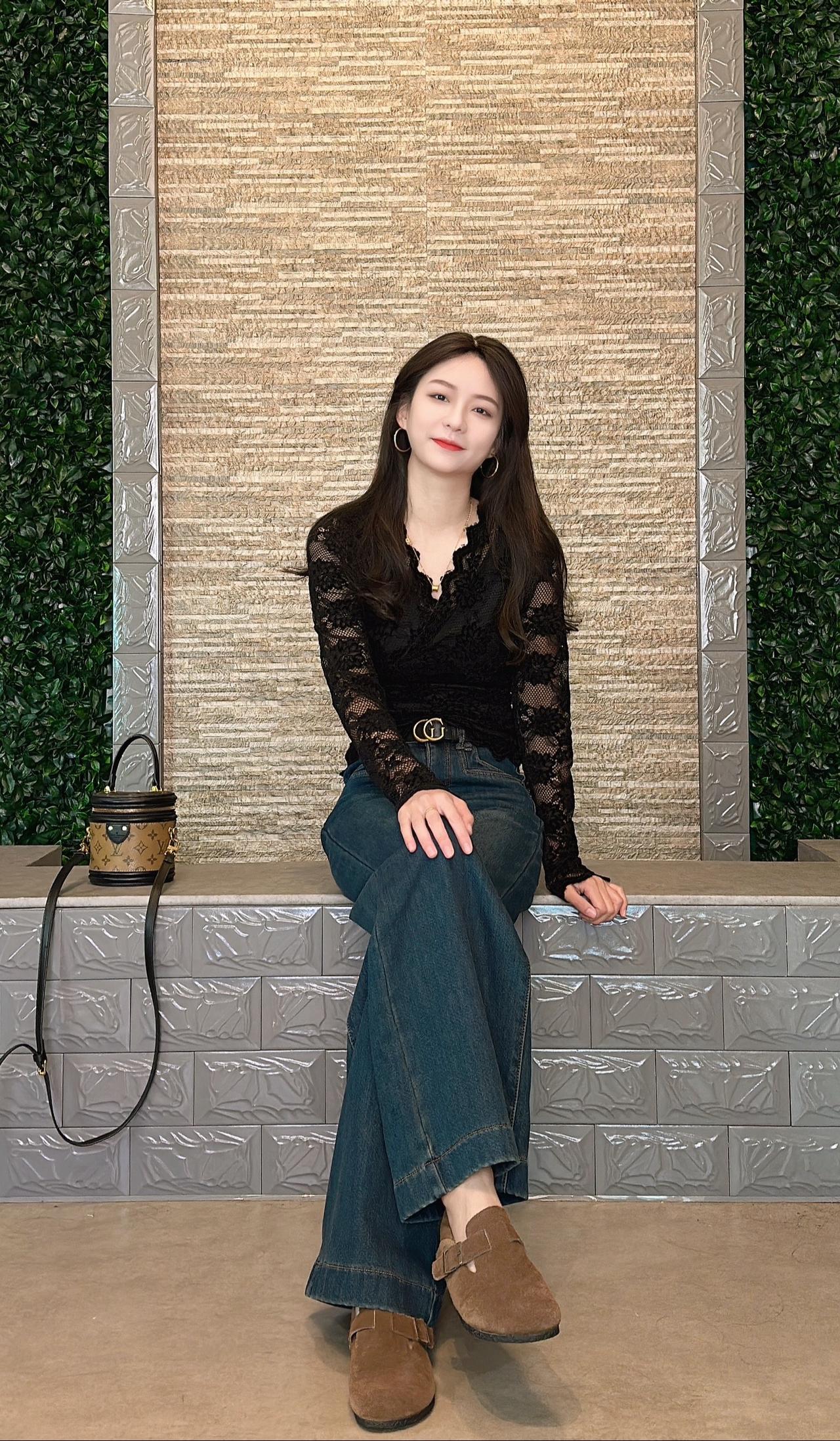 知人不必言尽允许真情假意并存打底衫