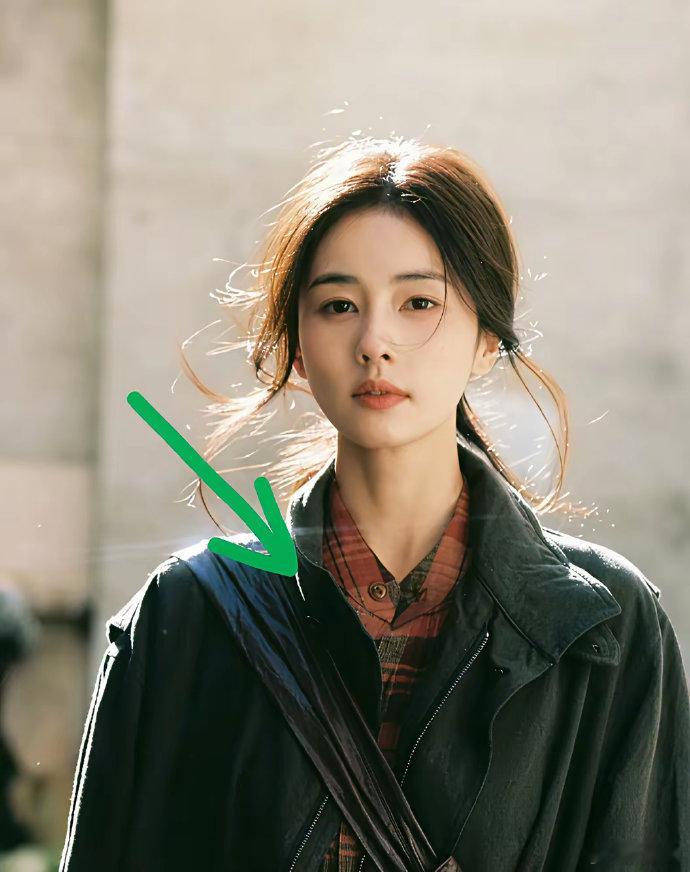 白鹿总演美人却欠火候，演技单一易审美疲劳，或许换个赛道能有新惊喜。 ​​​