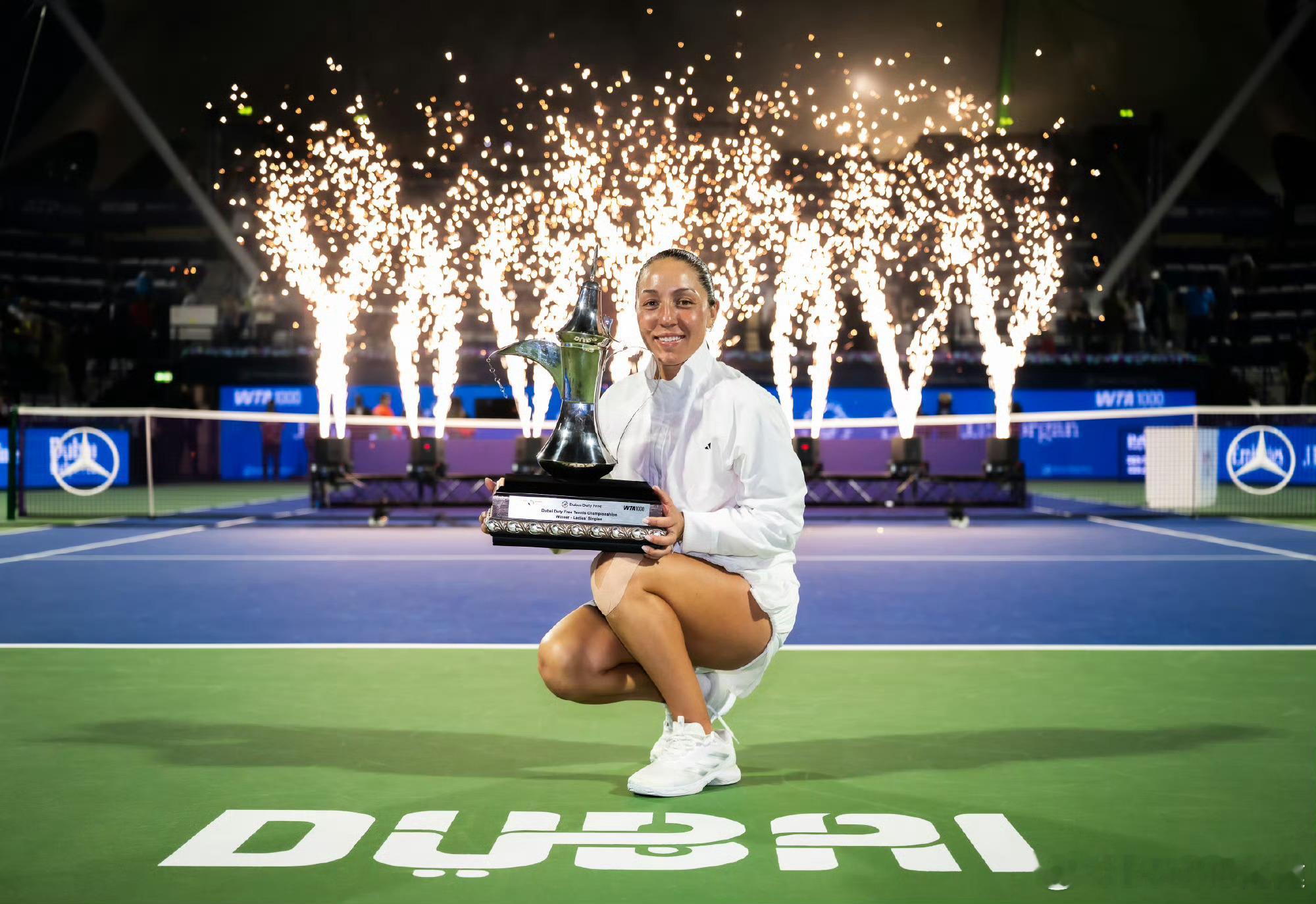 2020年以来大赛冠军数：斯瓦泰克18 (6 大满贯, 11个1000, 1总决