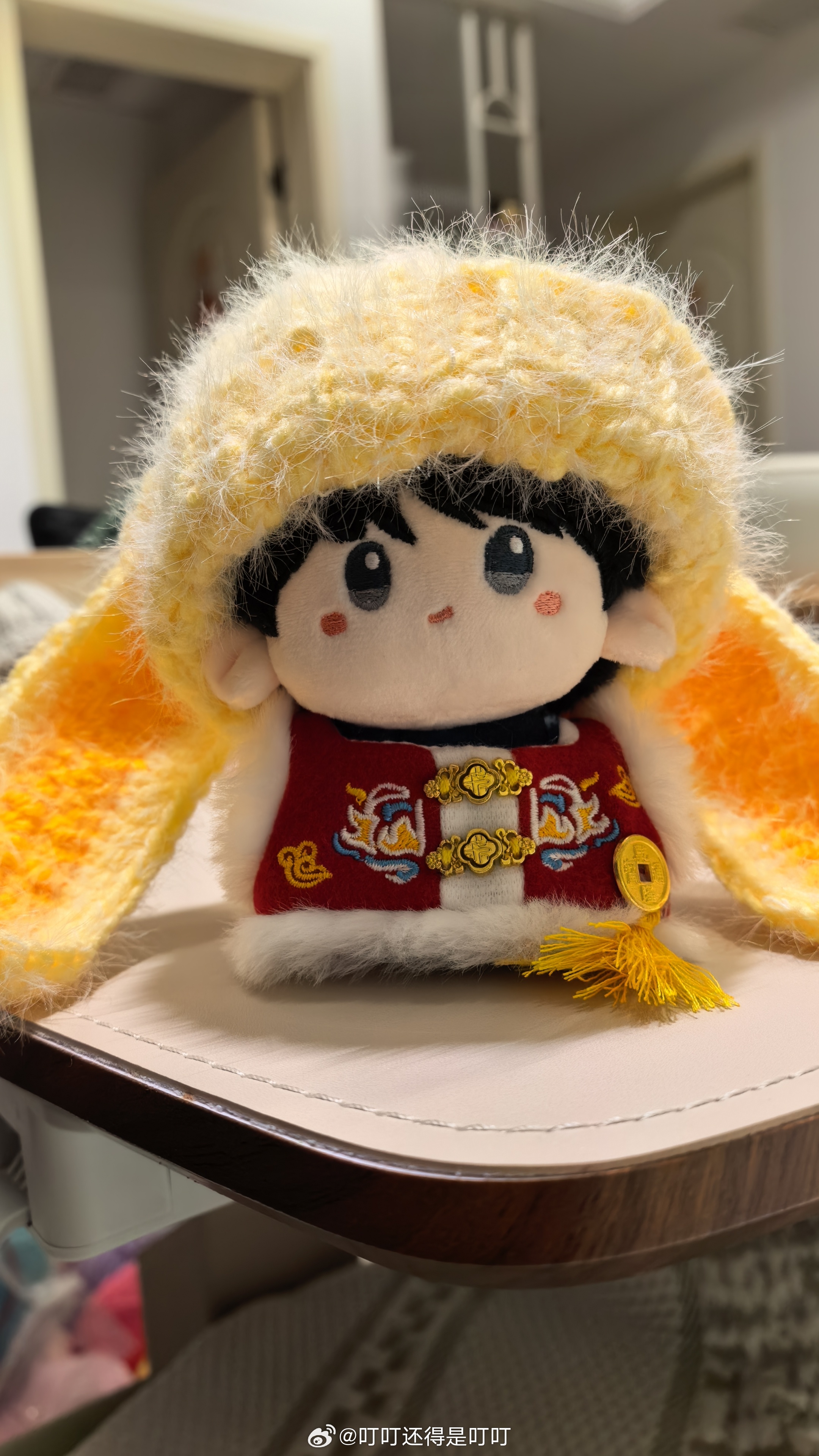 成毅  傅诗淇不出来的日子里，我有在勤学苦练我的钩织技术成毅