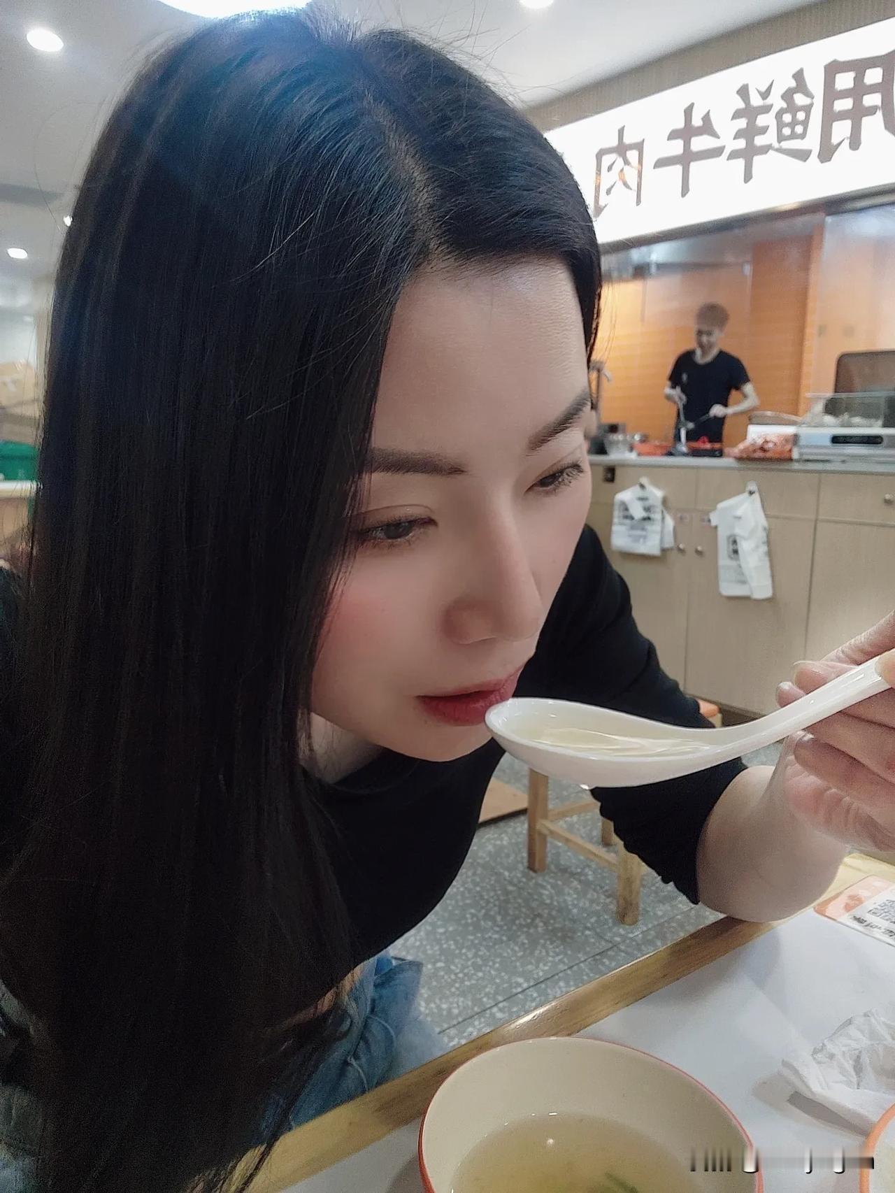 简单生活，爱自己！生活要简简单单 爱自己最有魅力