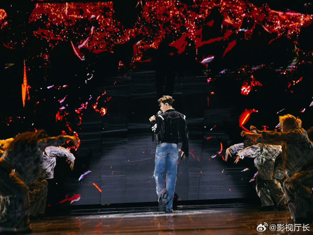 刘宪华16秒预告信息量好大刘宪华官宣双城谁看完刘宪华16秒巡演预告不激动，澳门场