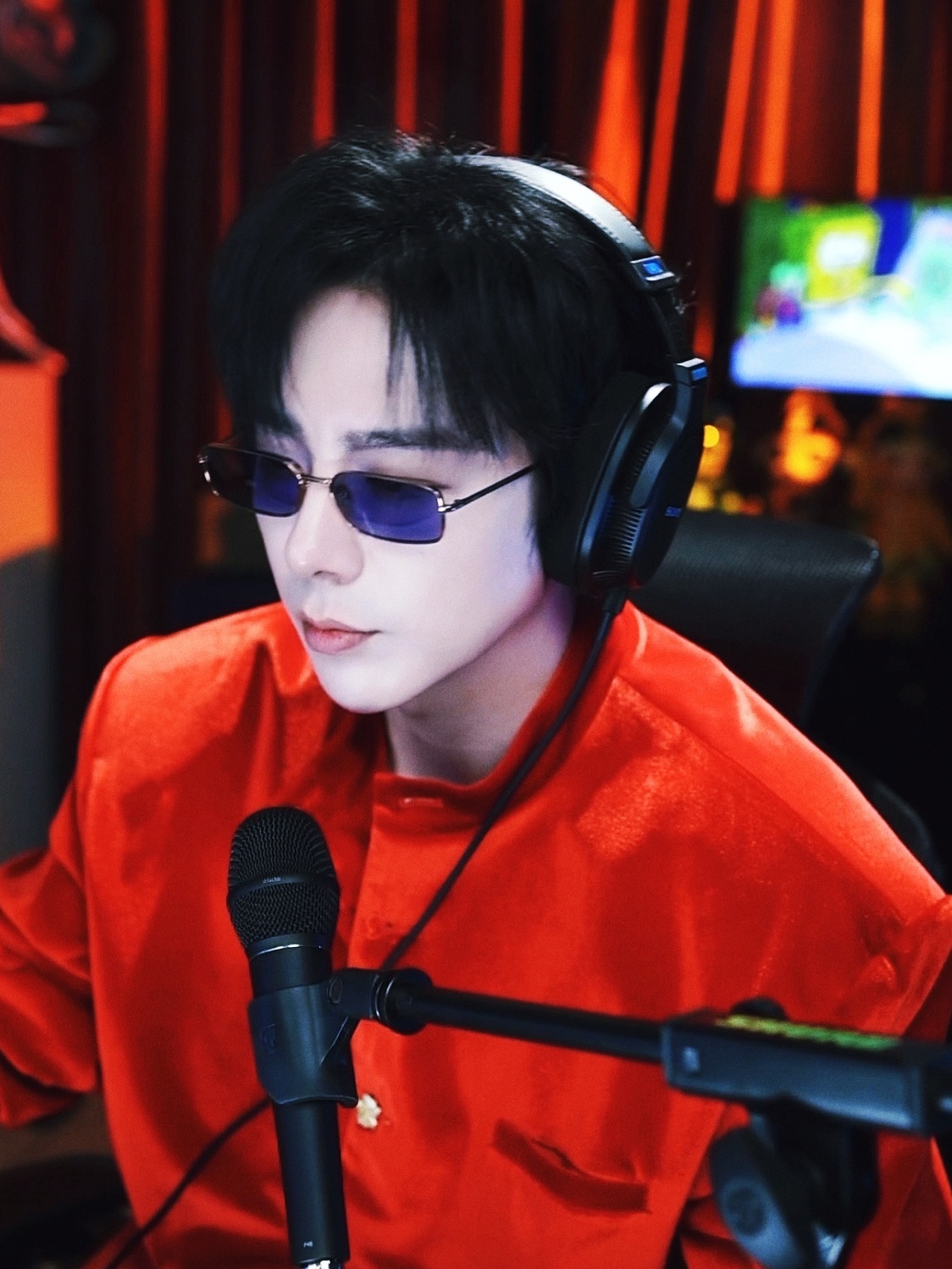 酷盖宁这个眼神被稳稳拿捏了呢！静等今晚刘宇宁网络视听盛典的舞台了！2026.2.