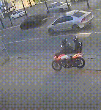 惨