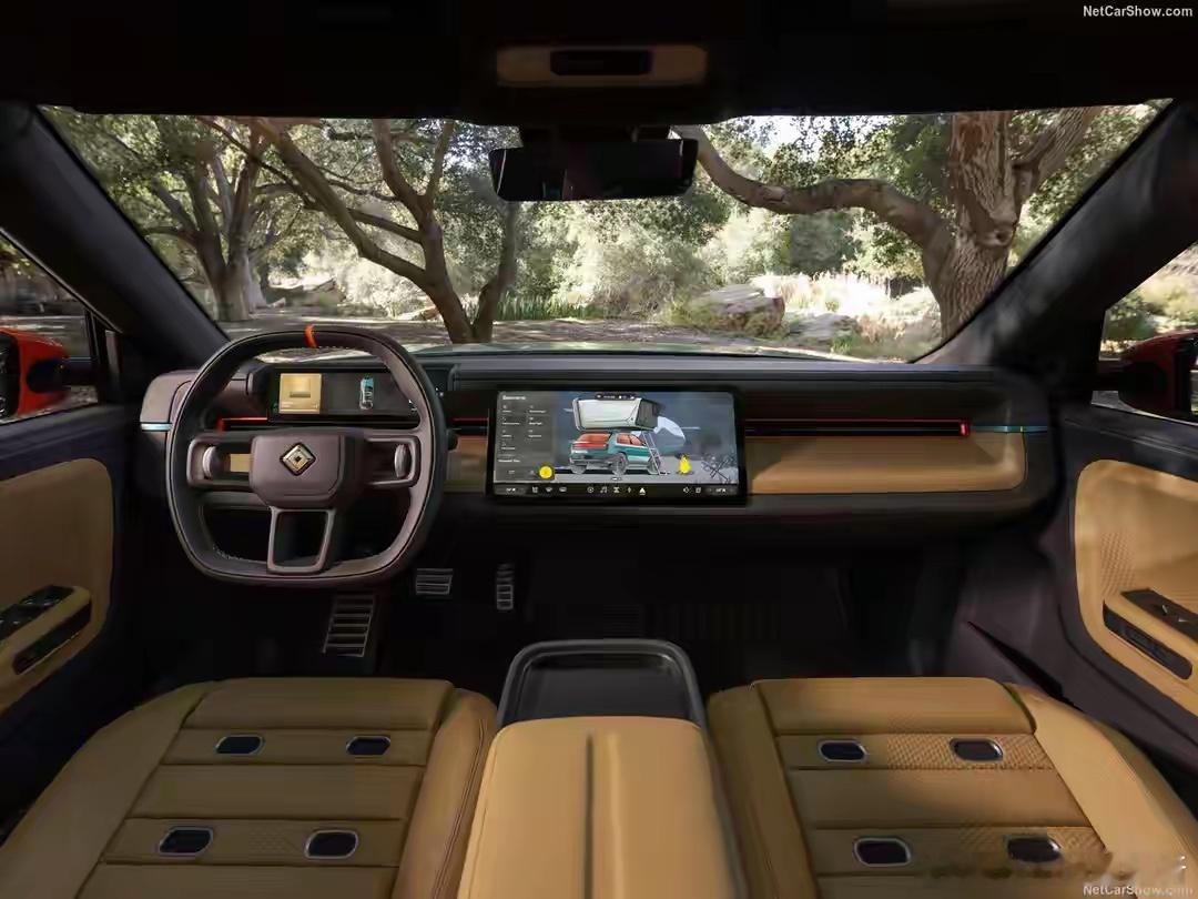 美国新势力Rivian终于放大招了，一口气发布了R2、R3、R3X三款纯电车，设