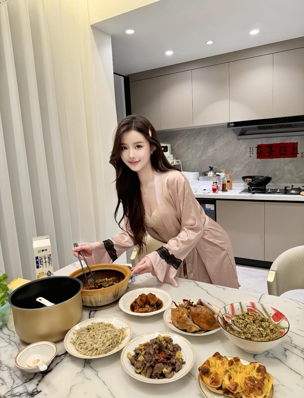 家常便饭，幸福满满！🍜🥗🍗🥞