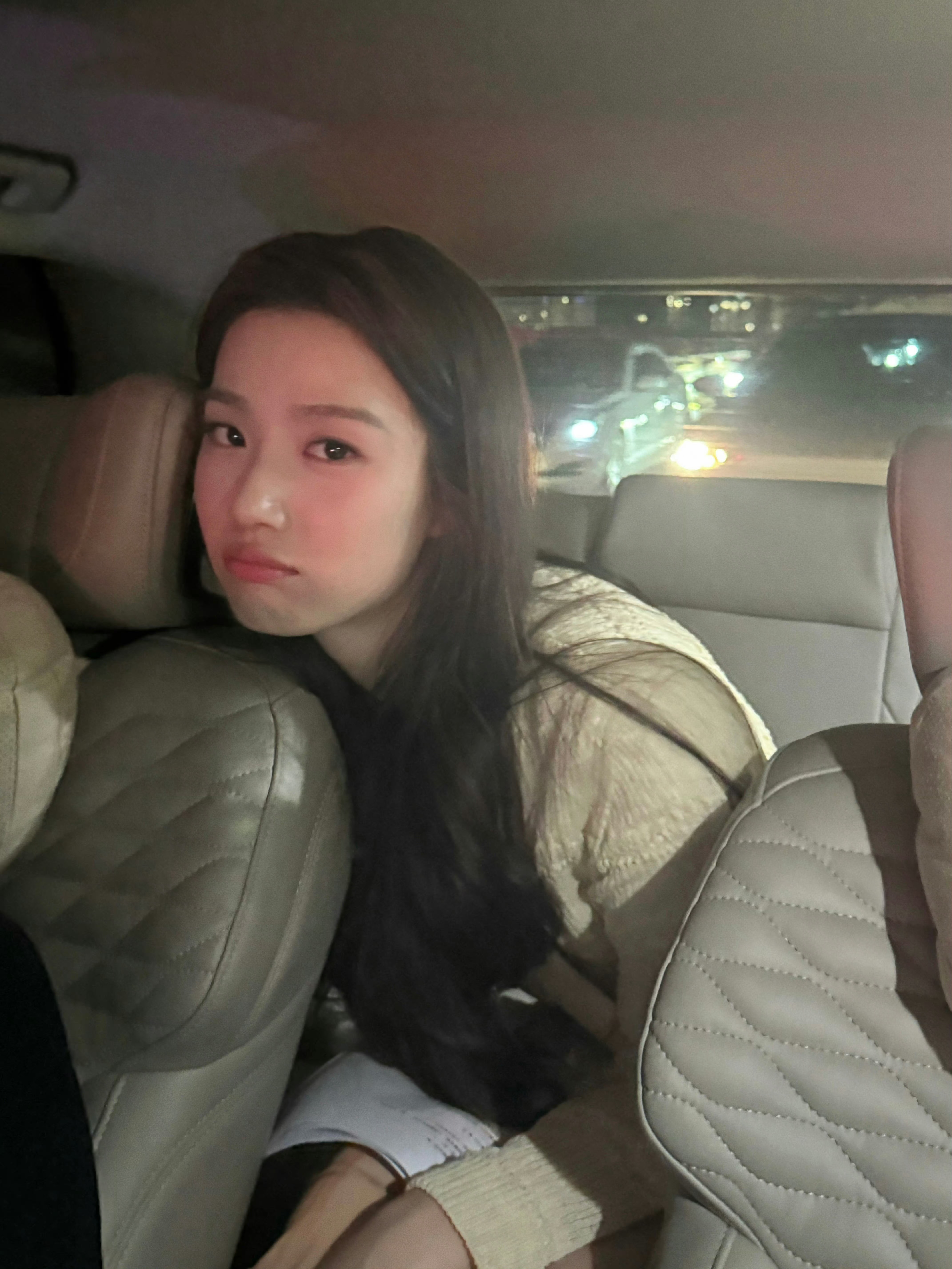 卢昱晓  lyx卢昱晓折月亮 lyx 卢昱晓云厘  宇宙中有数不清的繁星 你不是