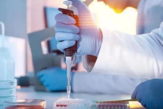 没想到，真正能拿捏住美国的既不是中国的普通商品，也不是中国掌控的稀土资源，而是中