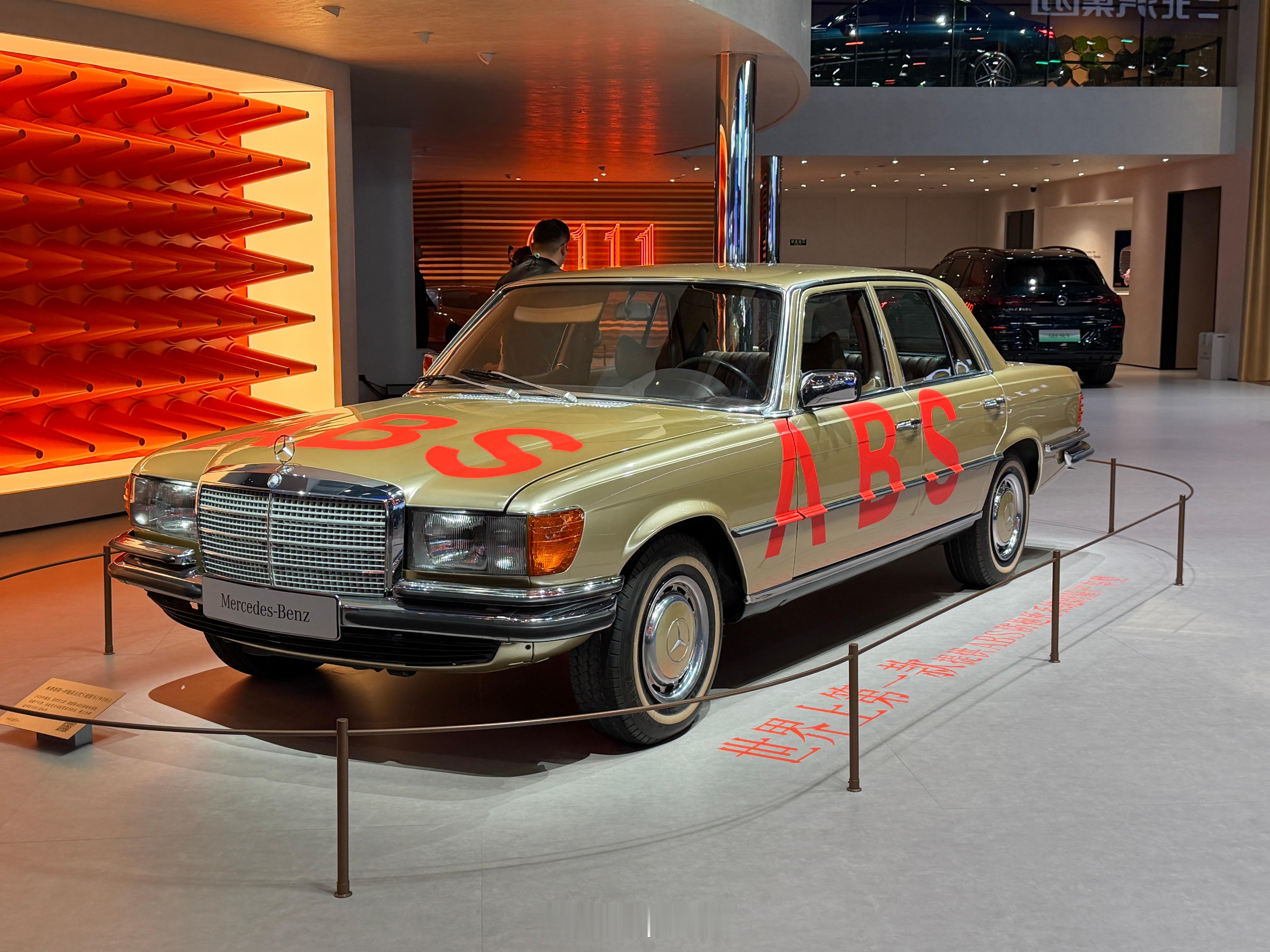 世界上第一个汽车品牌世界上第一款带AEB的车