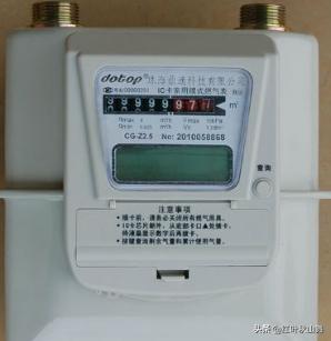 “智能气表”不智能。月前，老爸所在的小区集体更换了智能气表。今天早上6点多，他就