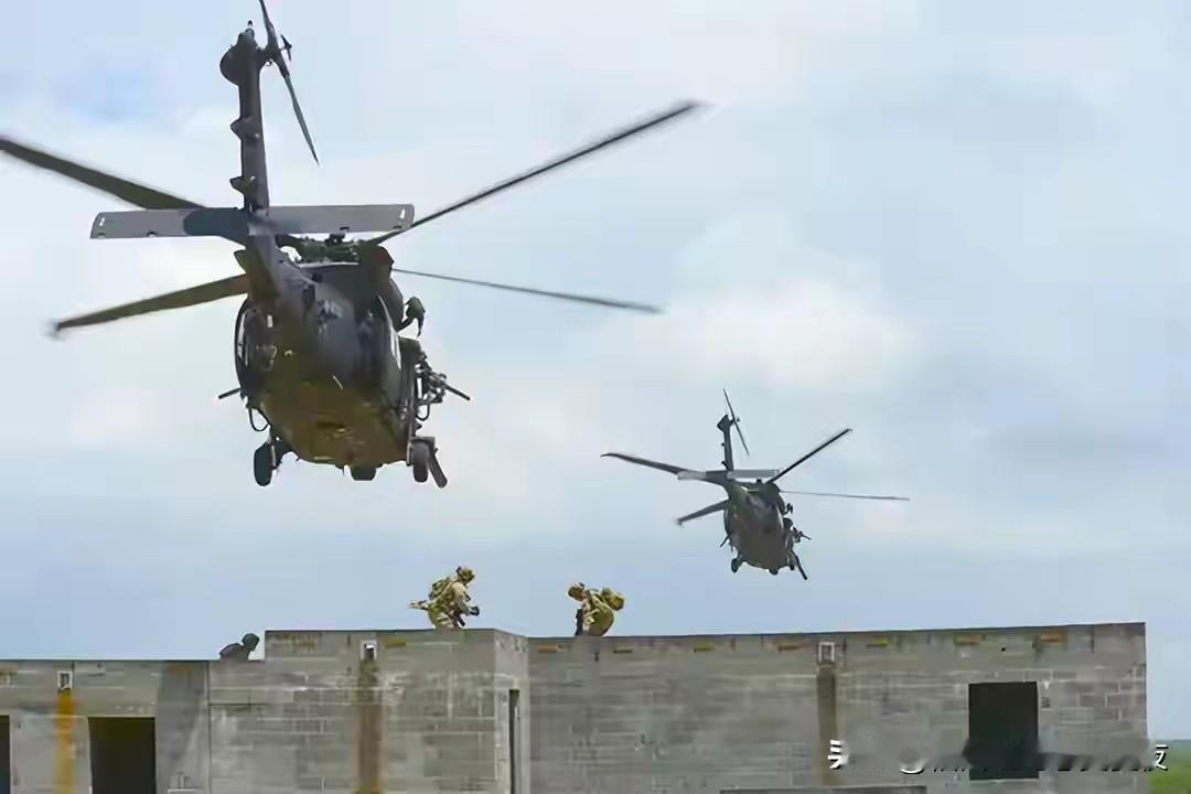 美军160特战航空团多架飞机部署英国，打算空降劫持俄罗斯油轮？