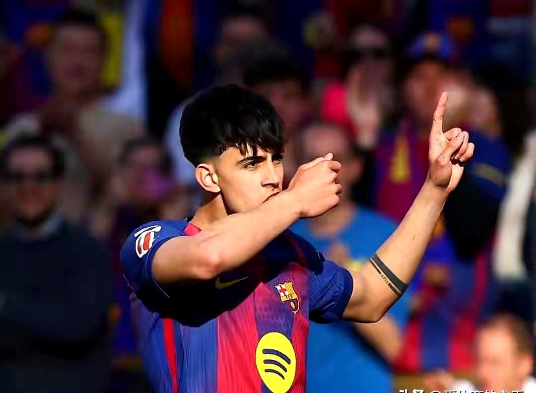 5亿欧元违约金，巴萨这次真把宝全押在德容身上了。

巴萨官方宣布，中场核心弗兰基