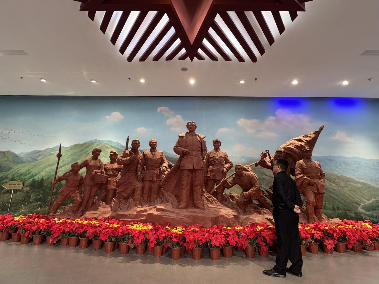 身处社会与职场，对待不懂尊重与感恩之人最简单最有效的办法就是:

要扔，不要忍