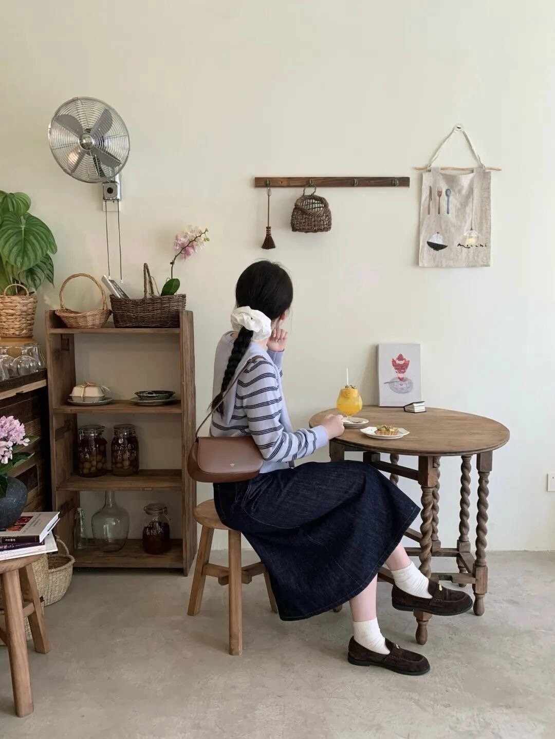 𝐬𝐡𝐚𝐫𝐞 ᵗⁱᵐᵉ你若三心二意，我必逢场作戏 ​​​
