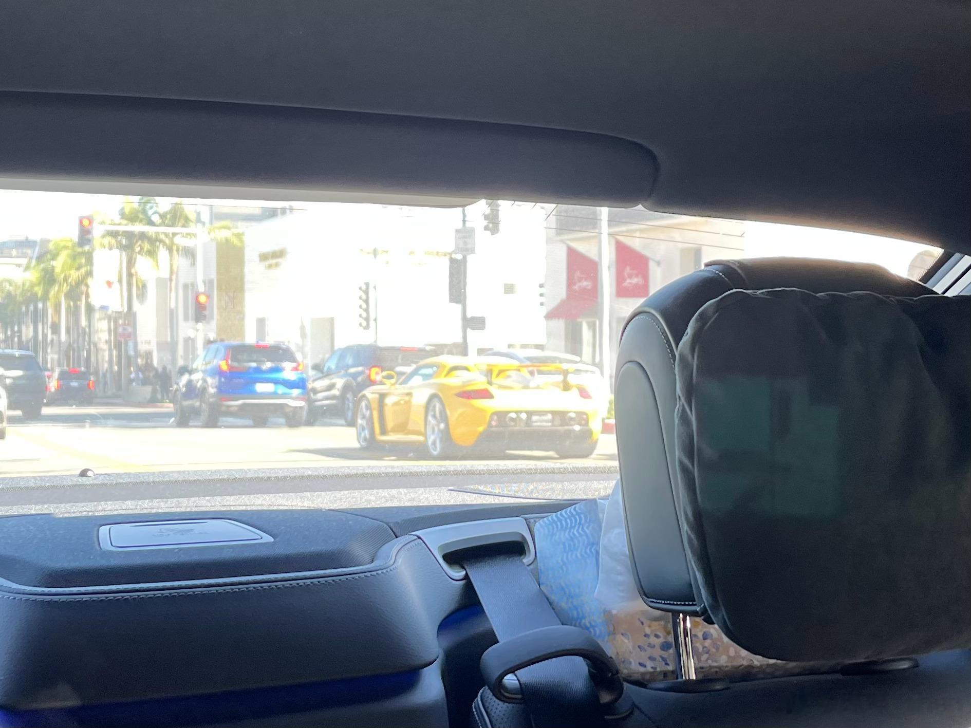 这次拍到了，一闪而过的Carrera GT[喵喵] ​​​