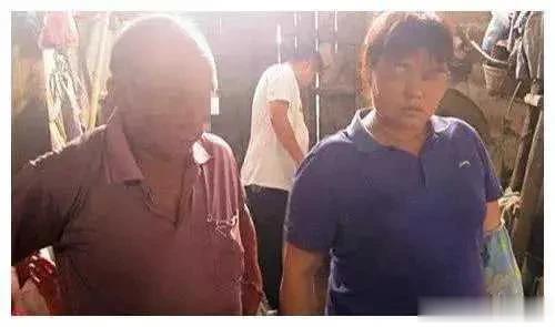 在最近的一次扫黄打非行动中，警方竟然在一个色情场所发现了一名85岁的老人，令人震