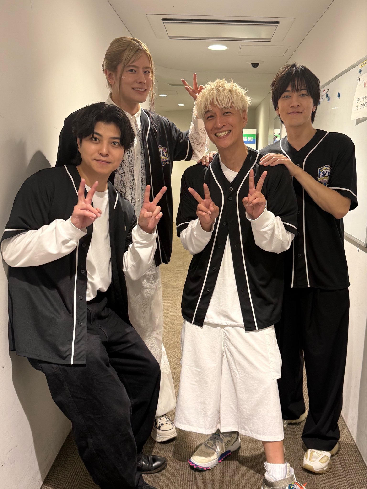 松岛庄汰 全员大森派久しぶりに仮面ライダーの現場に。僕以外変な人しかおりませんで