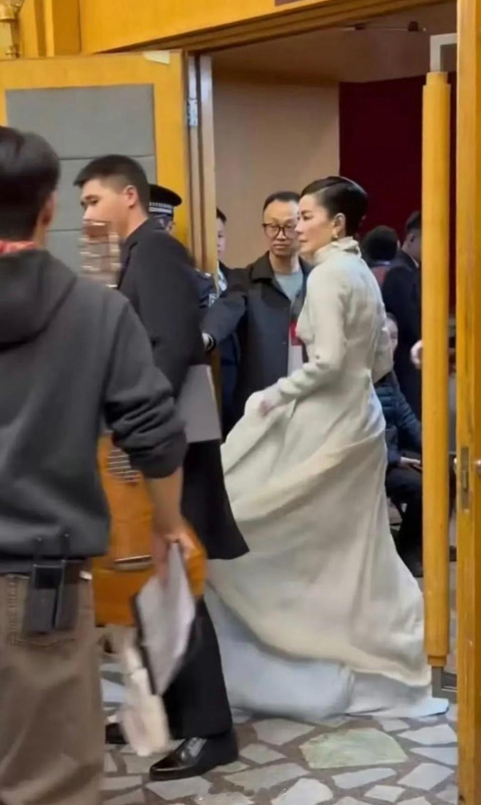 王菲春晚彩排路透 