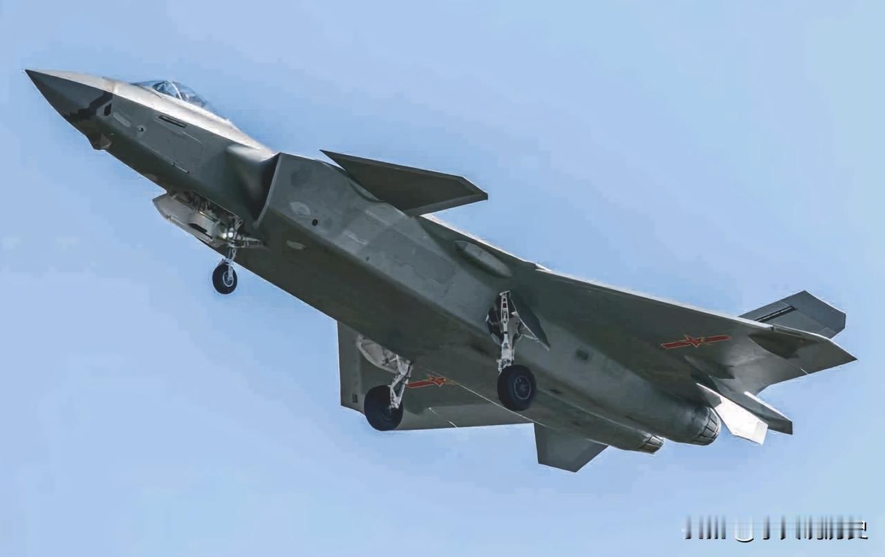 传承&跨越——庆祝“八一”建军节（2025）