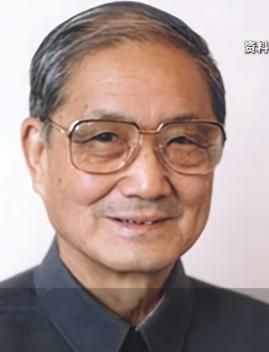 原国务委员宋平从不允许别人为他祝寿，也坚决不透露生日的具体日期。
      宋