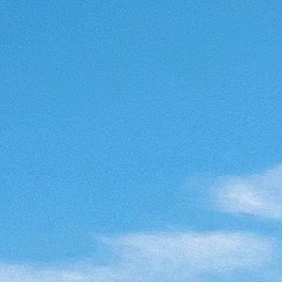 每日一善阳光信用 每日一善  世上没有那么多天赋异禀，优秀的人总是努力地翻山越岭