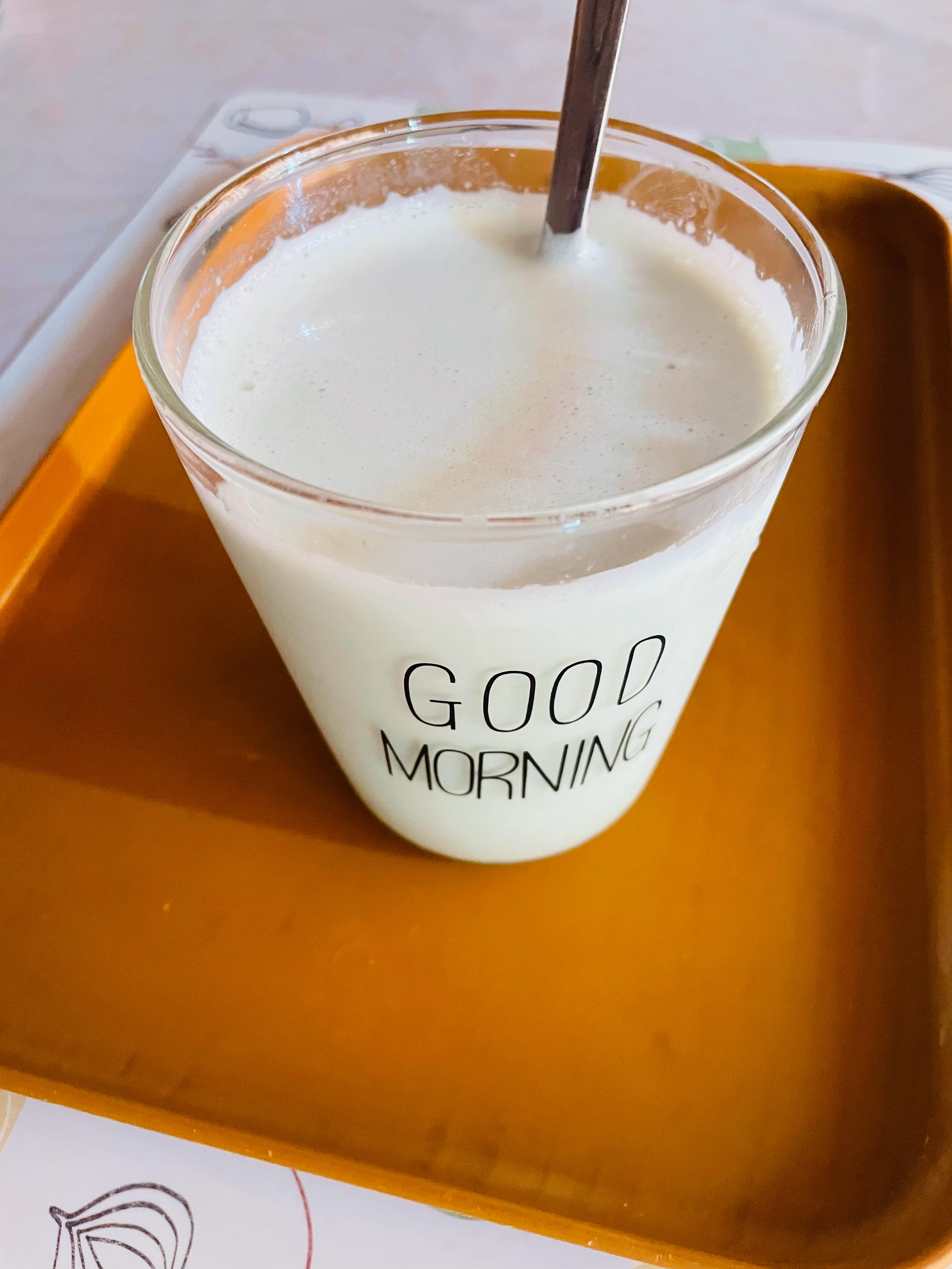 🥣奶昔一杯 一个水煮蛋 这是我一天中最自律的一餐 