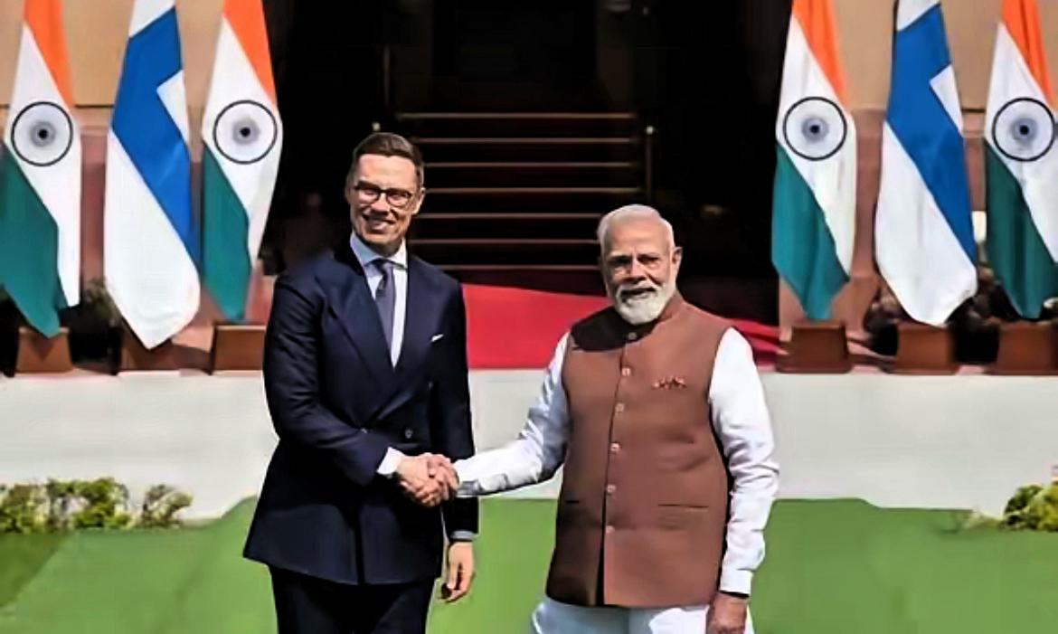 伊朗军舰“达纳”号遭美军击沉，印度怒不可遏！盛怒之下，印度的做法大快人心。

3