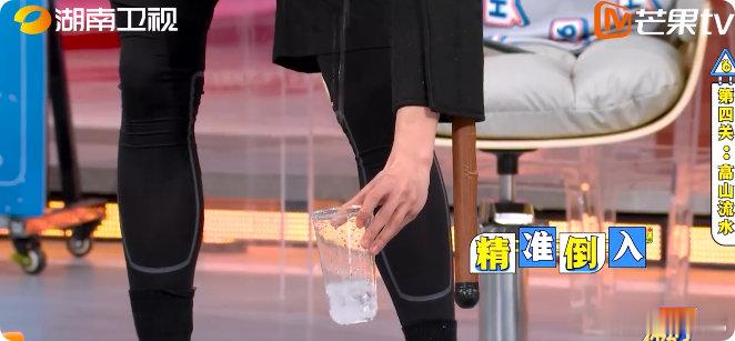 张凌赫[超话]最适合张凌赫的副业出现了 张凌赫在游戏里的表现真的太让人惊喜了！变