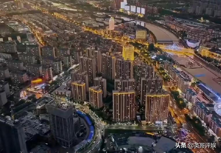 这不是纽约曼哈顿，这是中国鄂尔多斯准格尔旗，中国最强县！