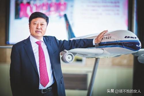 ……7月14日,看到安全飞行40年的特级飞行员【富璞岩】被查后，心里挺不是滋味的