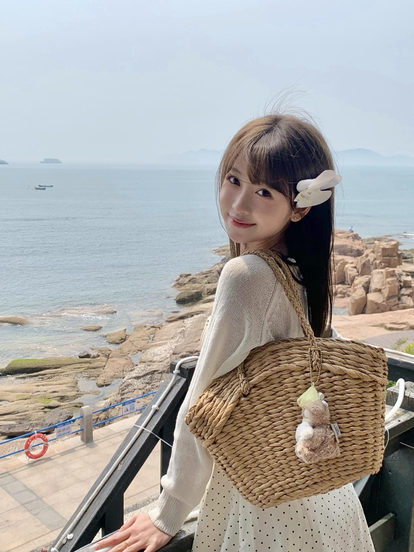 海边拍照 少女感夏日ootd 甜妹