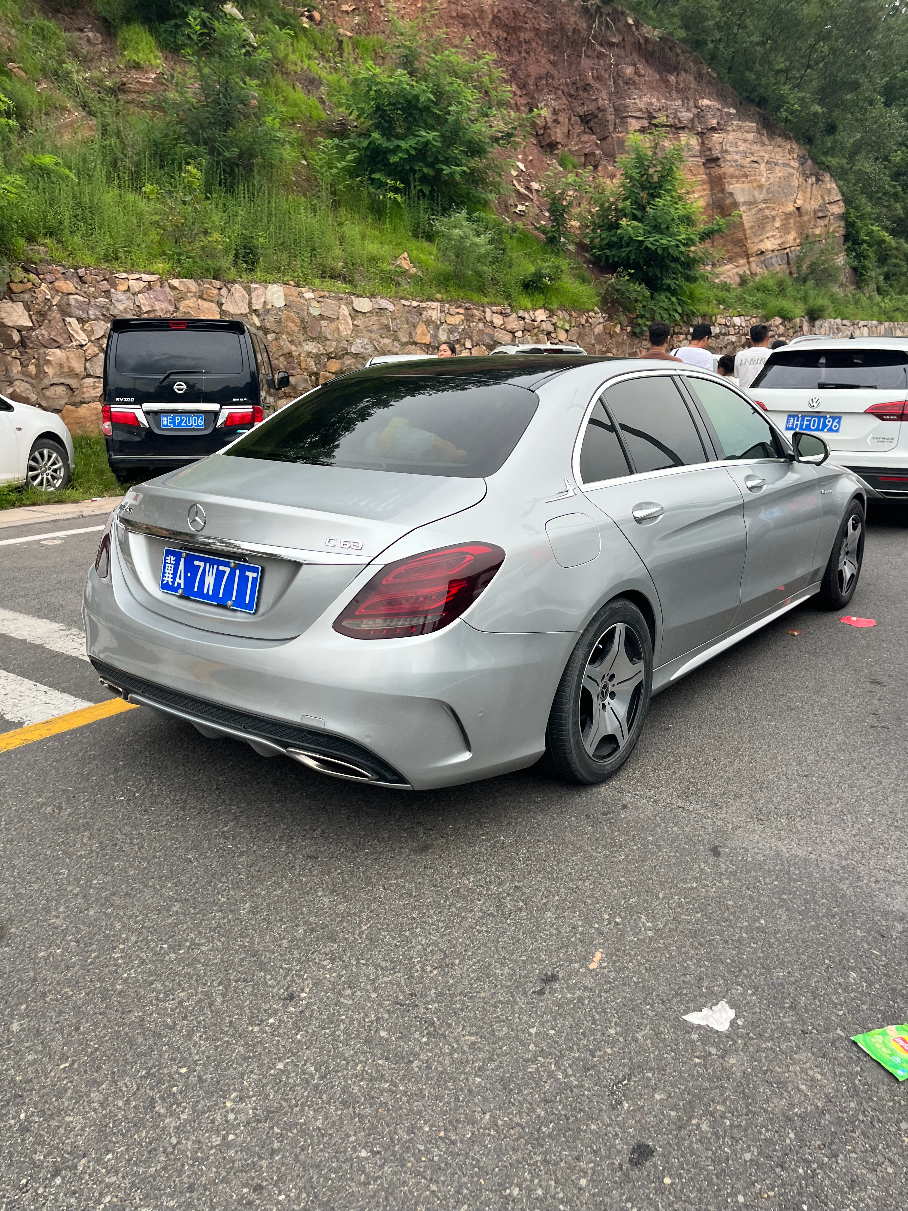 C63 C63，现在真货便宜了，可以换车了[doge] ​​​