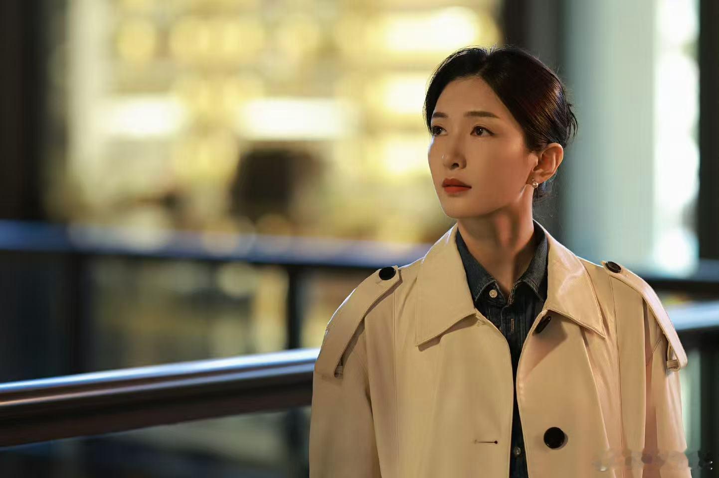 江疏影揭开女性职场的困境江疏影把职场残酷演透了！台词句句扎心，女性职场的无奈与拉