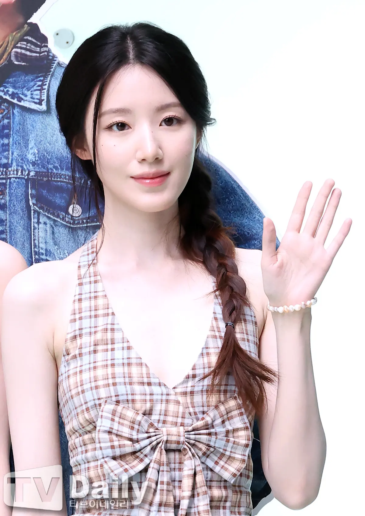 260714 <两点出逃Cultwo Show>电台上班路 新闻图  ...