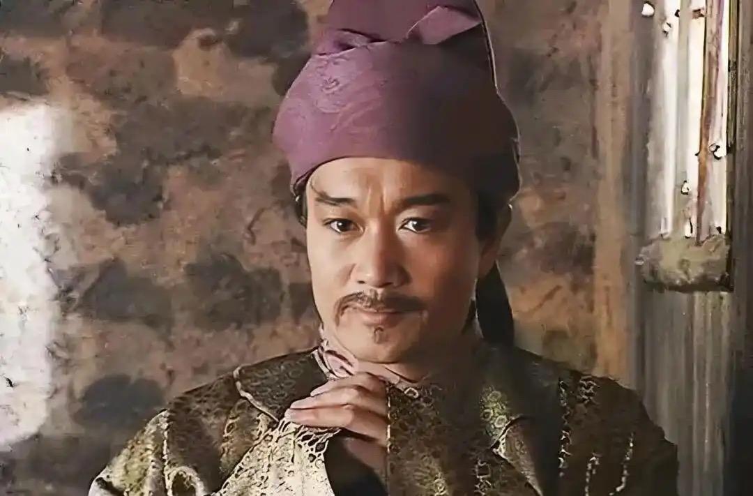 皇室后裔柴进，手握丹书铁券，为何最终还是被逼上梁山？

后周皇室嫡系后裔，宋太祖