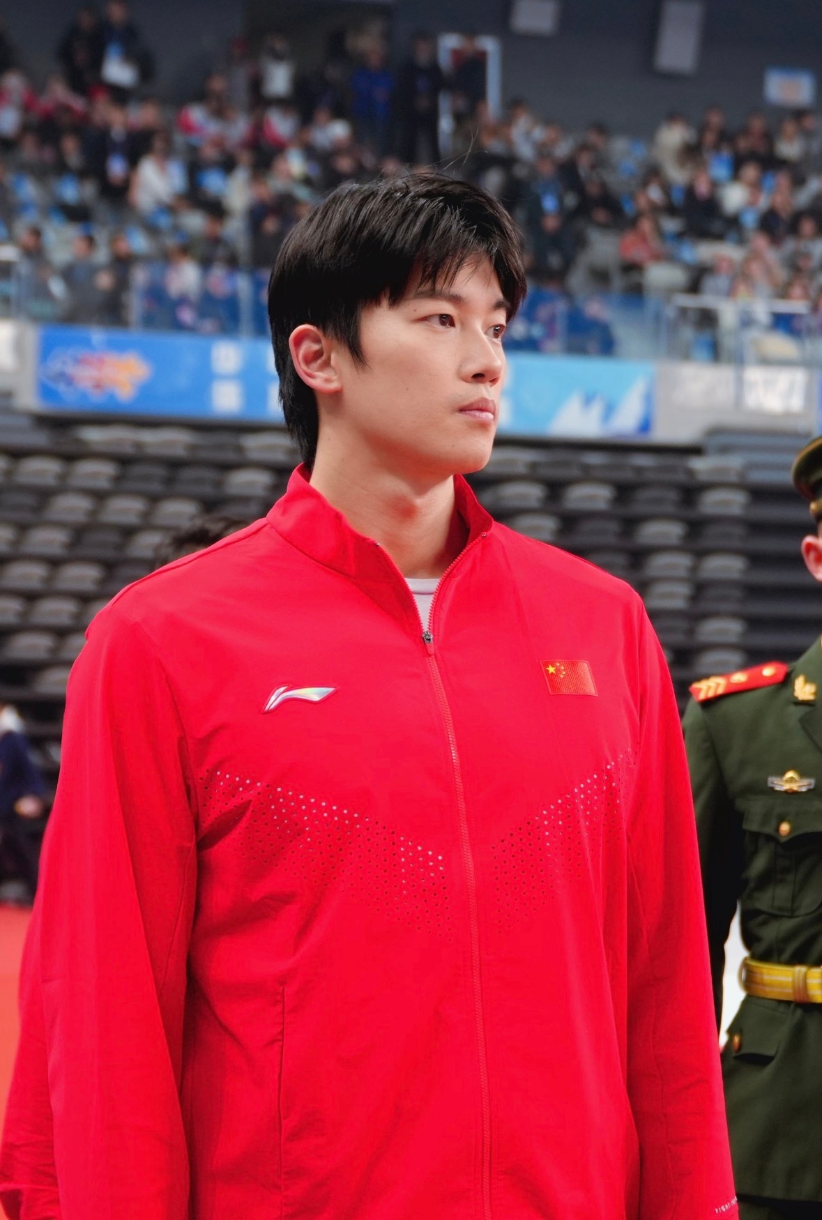 简单但相称，就是在说汪顺&红色甬敢小兔