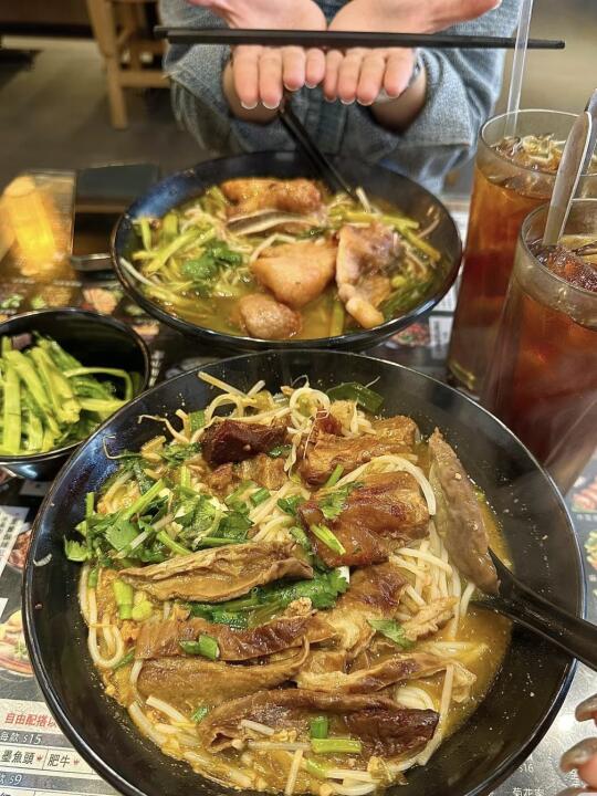 确实香港好吃的米线！！！🍜