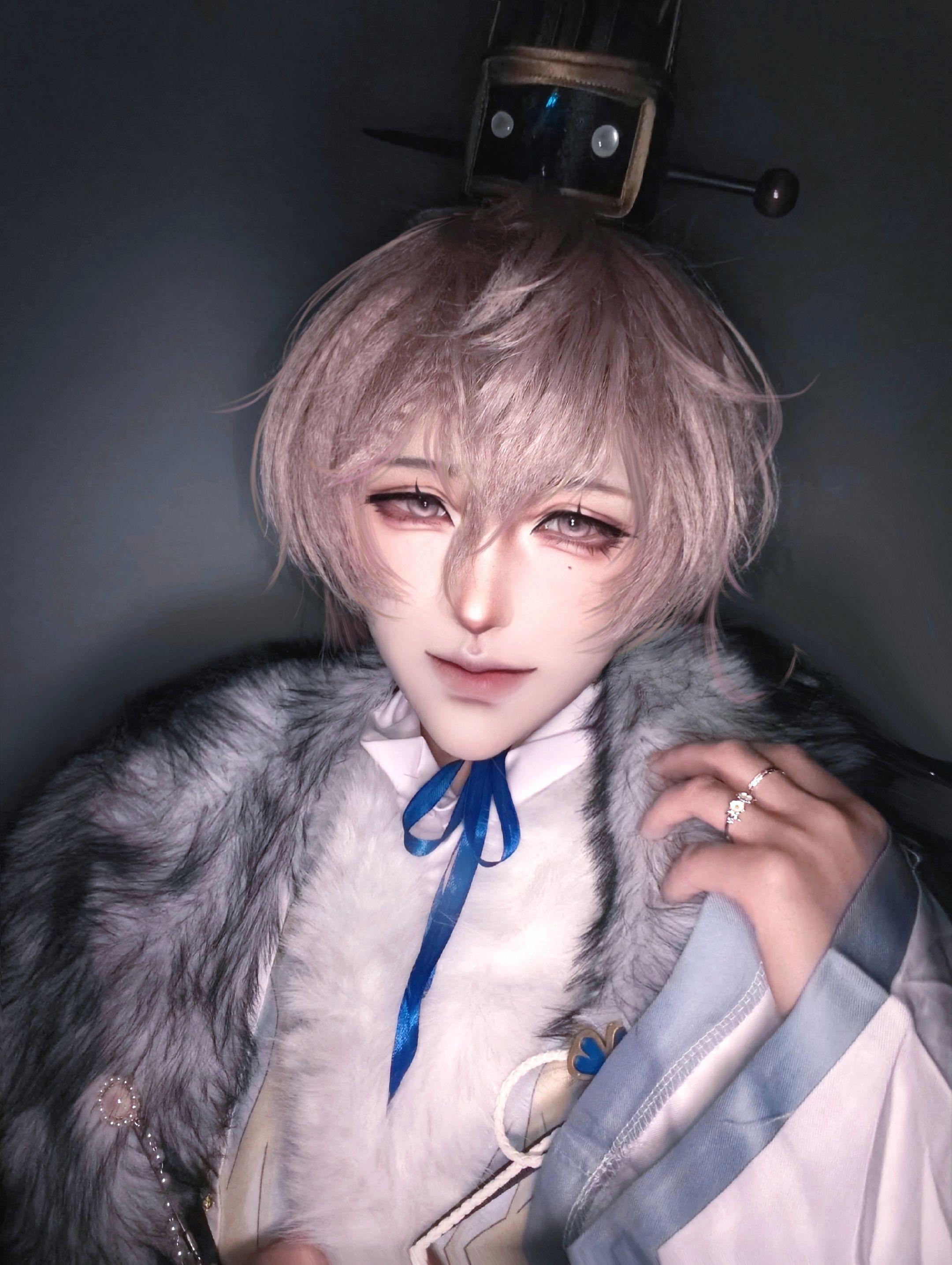 “赠妻茉莉，与妻莫离.”