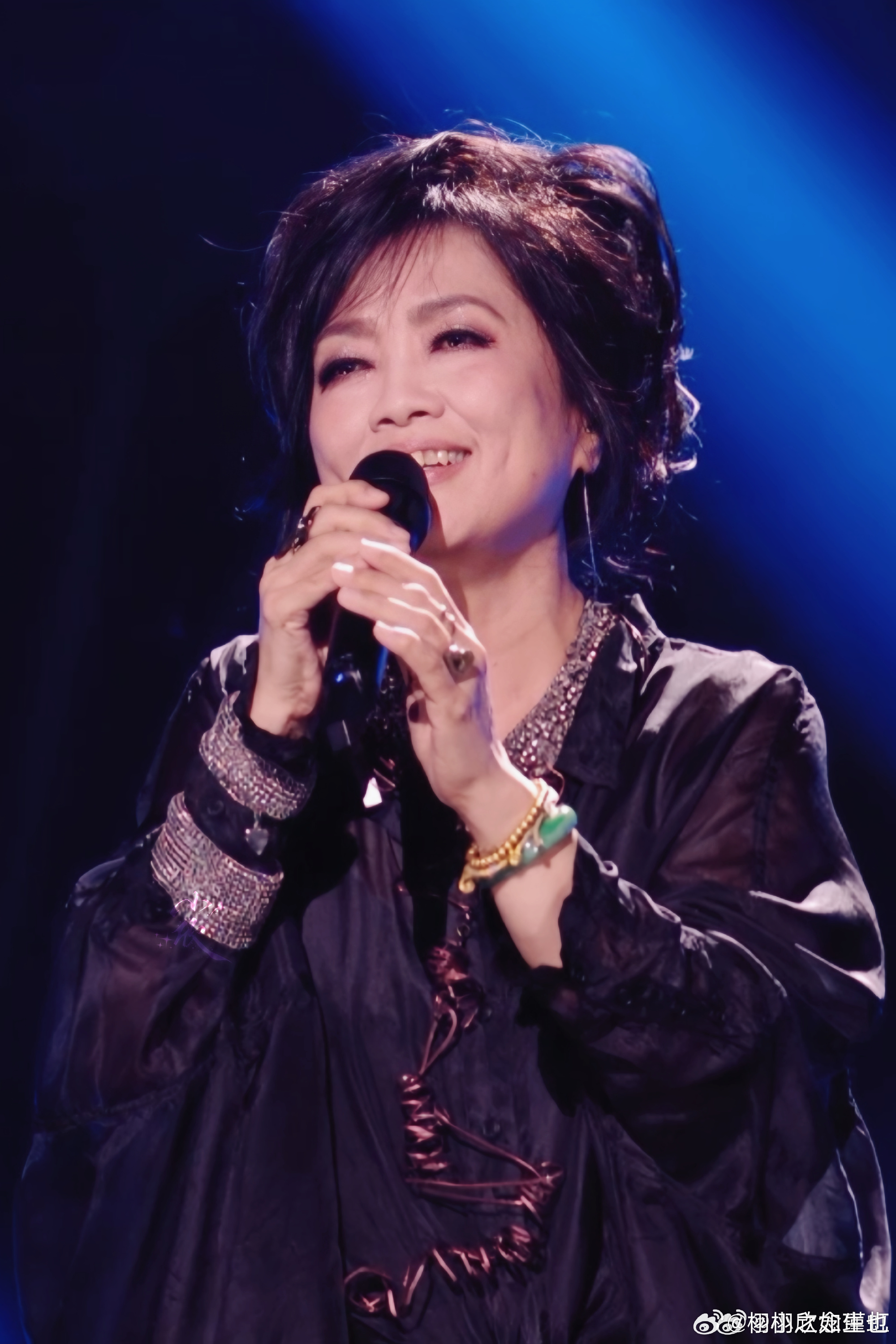歌手直播齐豫嗓子怎么了歌手2026 齐豫唱《亲爱的你啊》声线太有感觉，把岁月里的