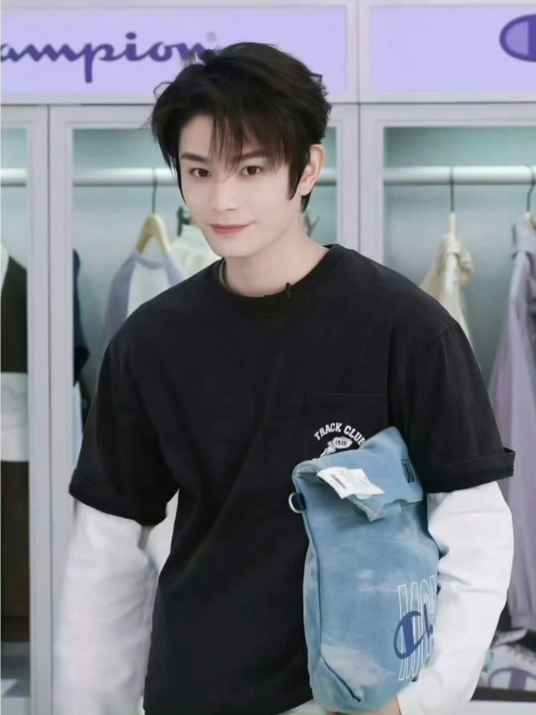 丁禹兮今日份品牌活动直播截图，怎么样？ 