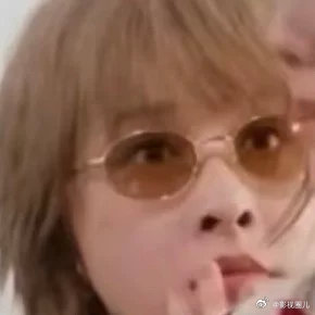 厉娜吃饭睡觉恨许飞厉娜吃饭睡觉恨许飞厉娜上车睡觉下车干饭后会友期 嗑拉了 ​​​
