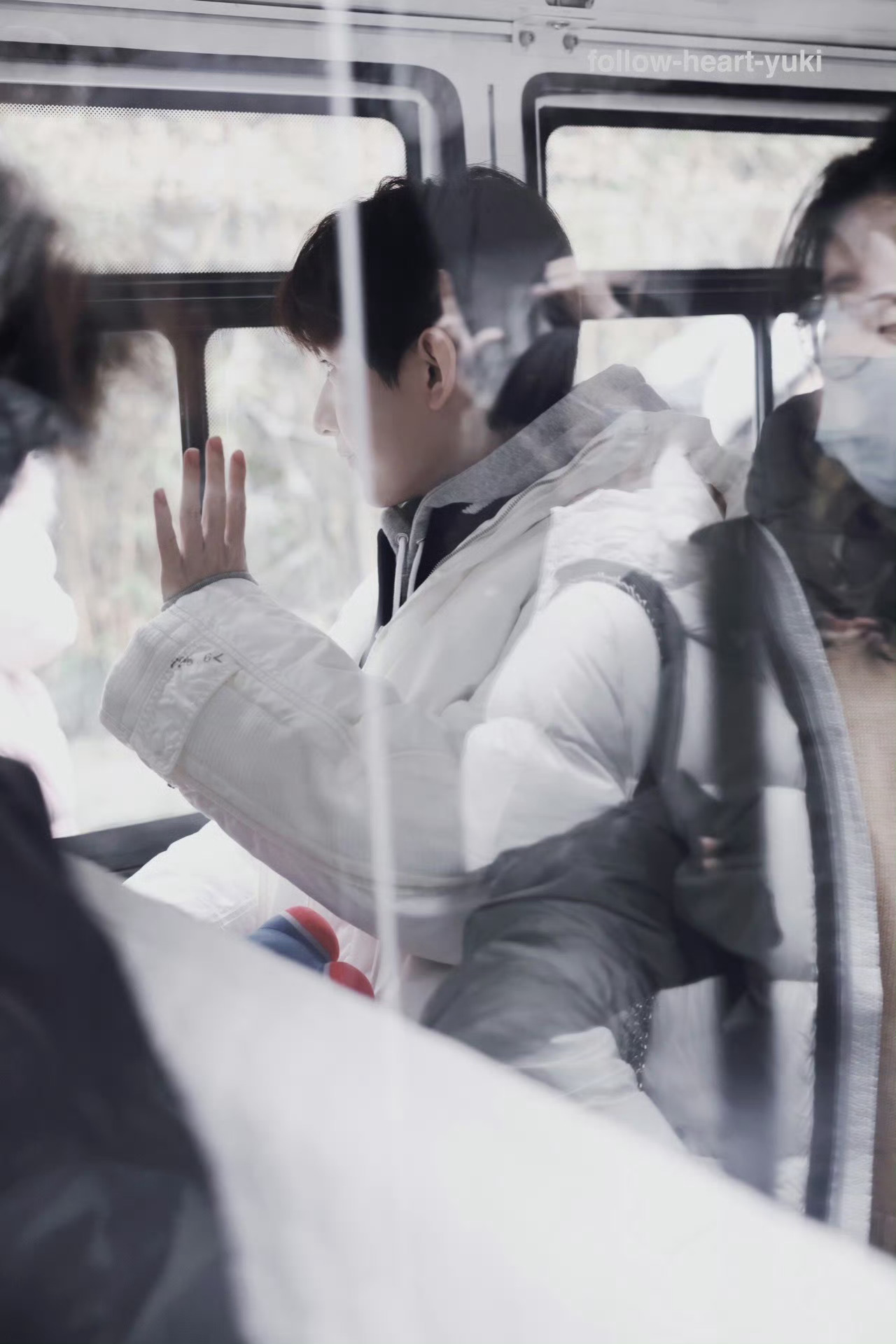 女友视角～对视更会不舍吧