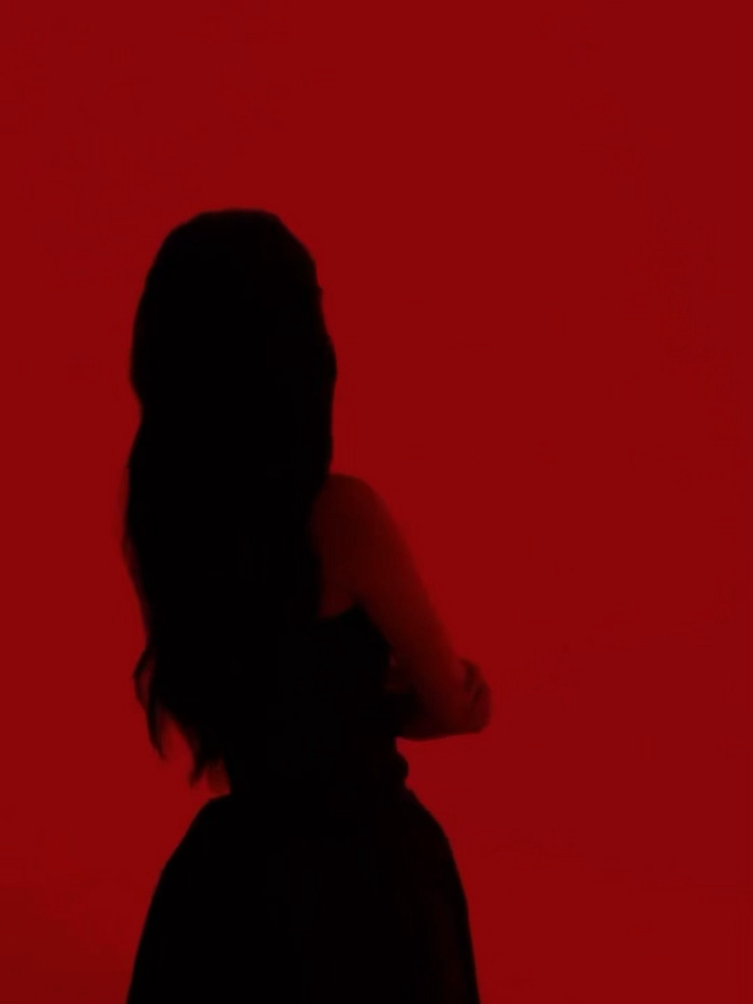 赵丽颖3月18日馥绿德雅品牌直播有人和我一样，期待长发丽丽吗❓