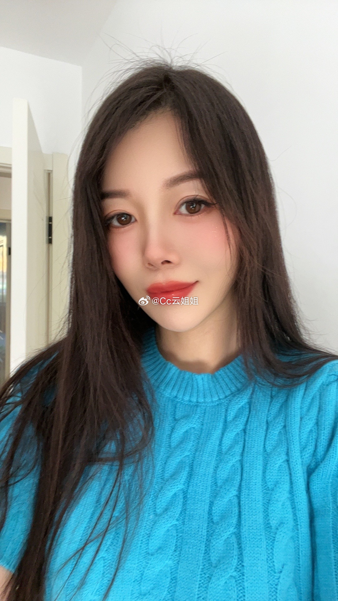 穿新买的衣服看想看的电影喝加奶的咖啡人生三大乐事#研究称咖啡不加糖有助控制体重#