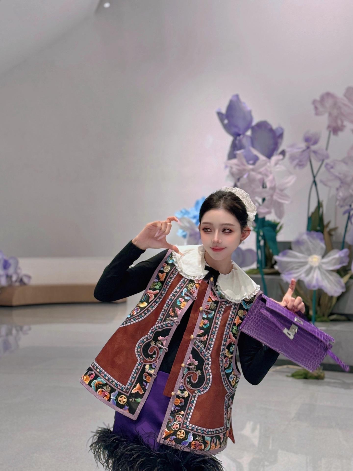我试图走出困我许久的沼泽 但我却记不清这片沼泽为何会困我许久东方美学国风